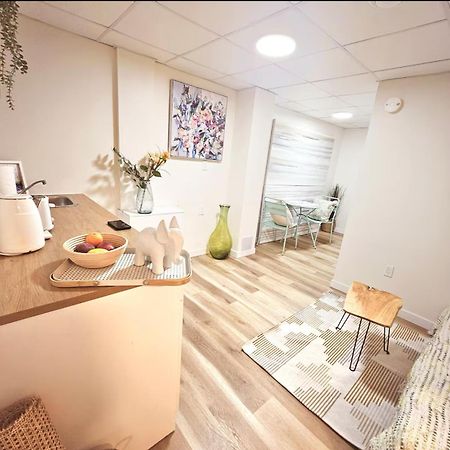 Cozy Basement Suite Winnipeg Walk To Transit Luaran gambar